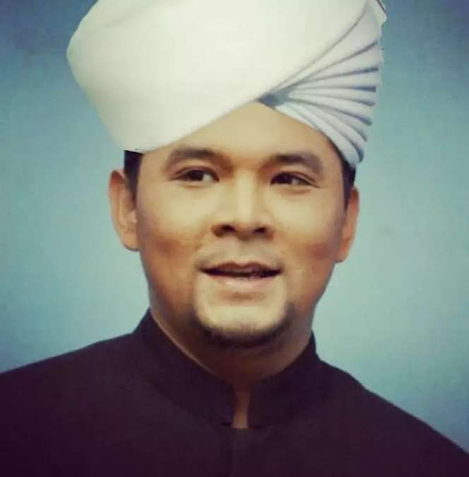 Pria Tampan di Foto Jadul ini Ternyata Aktor Senior Terkenal, Dulu Langganan Antagonis Kini Jadi CEO Tajir, Lihat Potretnya