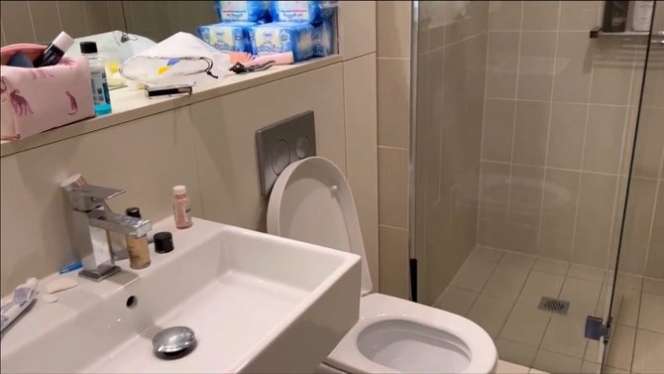 10 Potret Apartemen Mewah Livy Renata Dibangun di Atas Mall, Sewa Rp13 Juta Perbulan!