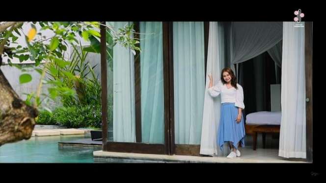 Potret Villa Mewah Milik Rossa di Bali, Bak Istana Air