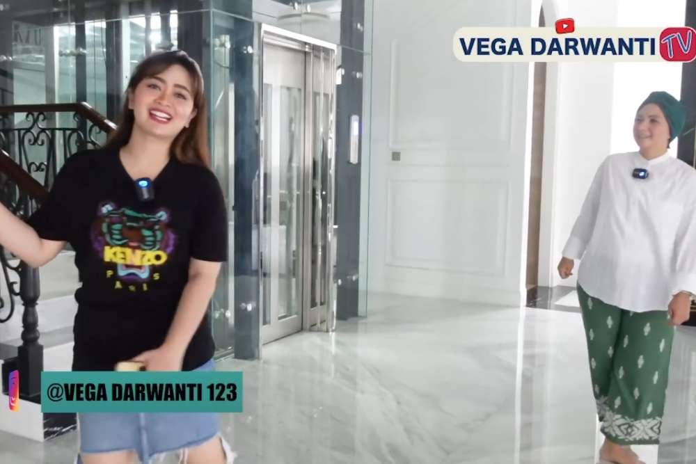 Adu Mewah 17 Rumah Artis `Tajir` dengan Fasilitas Lift Pribadi, Mertua Raffi Ahmad Ternyata Paling Sultan!