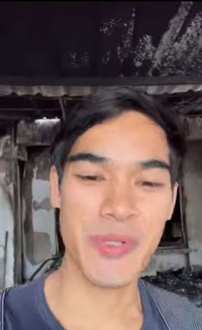 Sang Ibu Minta Tolong Saat Terjebak di Rumah yang Terbakar, Aktor Ini Panik Bukan Main, Endingnya Bikin Haru!