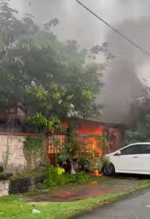 Sang Ibu Minta Tolong Saat Terjebak di Rumah yang Terbakar, Aktor Ini Panik Bukan Main, Endingnya Bikin Haru!