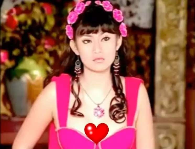 10 Transformasi Ayu Anjani, Ratu Drama Kolosal Tercantik, Masa Mudanya Primadona Abis!