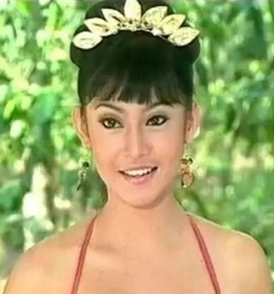 10 Transformasi Ayu Anjani, Ratu Drama Kolosal Tercantik, Masa Mudanya Primadona Abis!