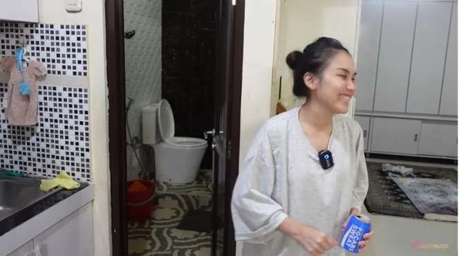 Beda dari yang Lain, Potret Kamar Mandi Ayu Ting Ting di Rumah, Desainnya Bikin Ngakak!