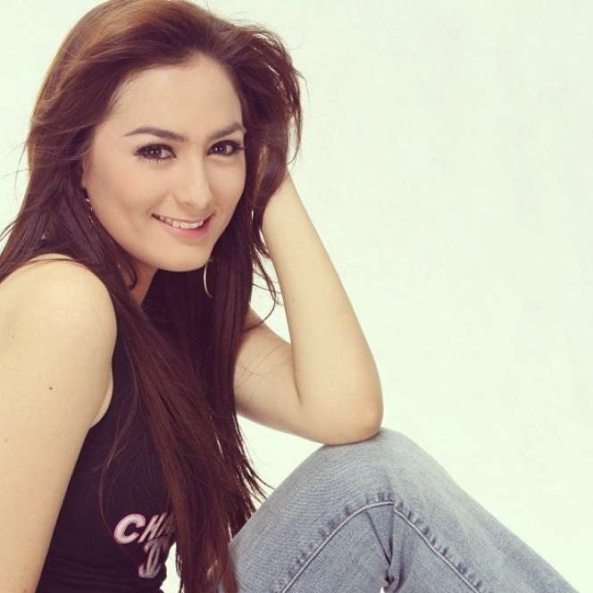 Ingat Marissa Christina, Bintang Film 'Hot' Tercantik di Masanya? Hilang dari Layar Kaca, Lihat 8 Potretnya Makin Tua Mirip Barbie