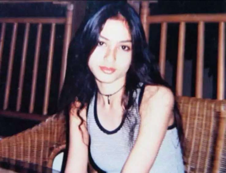 Ingat Marissa Christina, Bintang Film 'Hot' Tercantik di Masanya? Hilang dari Layar Kaca, Lihat 8 Potretnya Makin Tua Mirip Barbie