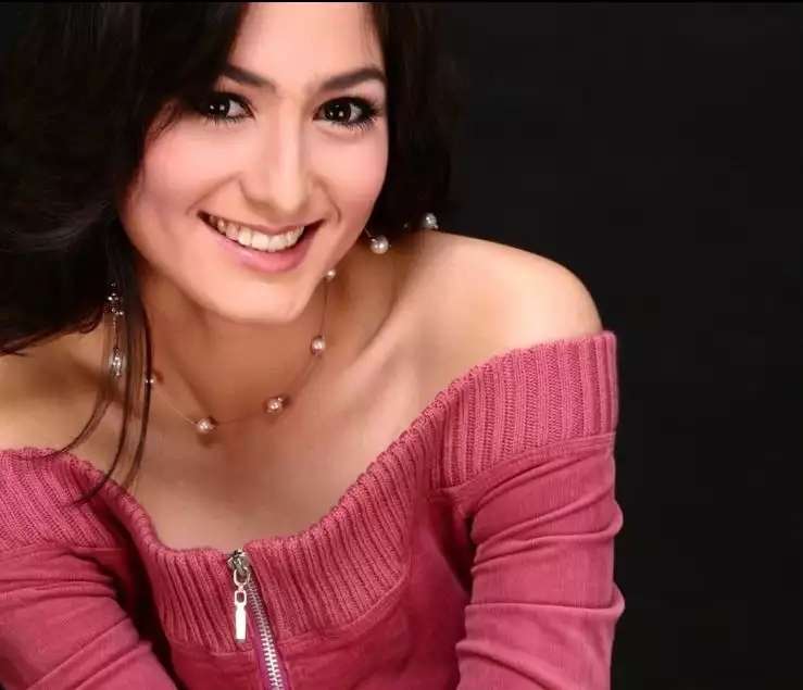 Ingat Marissa Christina, Bintang Film 'Hot' Tercantik di Masanya? Hilang dari Layar Kaca, Lihat 8 Potretnya Makin Tua Mirip Barbie