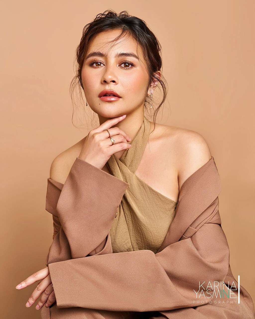 Potret Terbaru Prilly Latuconsina Dikira Hasil AI