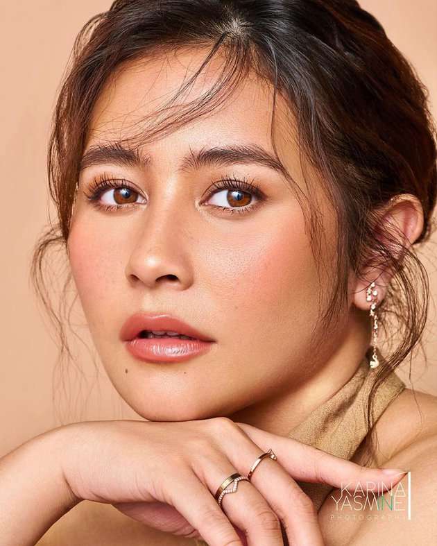Potret Terbaru Prilly Latuconsina Dikira Hasil AI