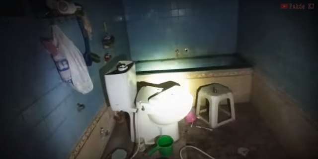 10 Potret Rumah Mewah Terbengkalai Milik Miliarder, Dalamnya Masih Lengkap, Banyak Guci & Barang Mahal!