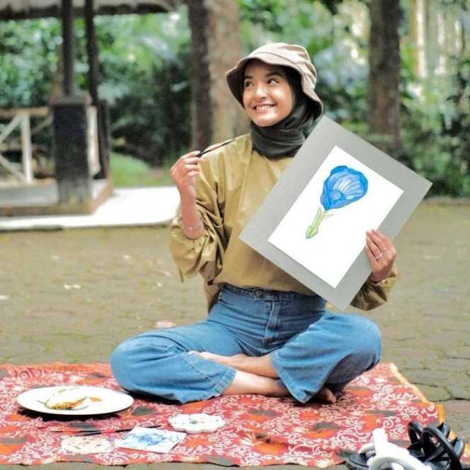 Masih Ingat Nabila Ishma Kekasih Mendiang Eril? Kini Berhasil Penuhi Janji yang Dibuat!