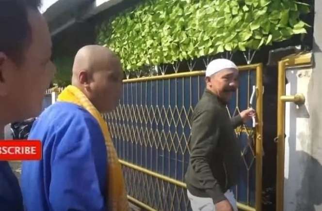 Adu Mewah Potret Rumah Opie Kumis VS Adul, Ternyata Sama-sama Gemar Pelihara Ini