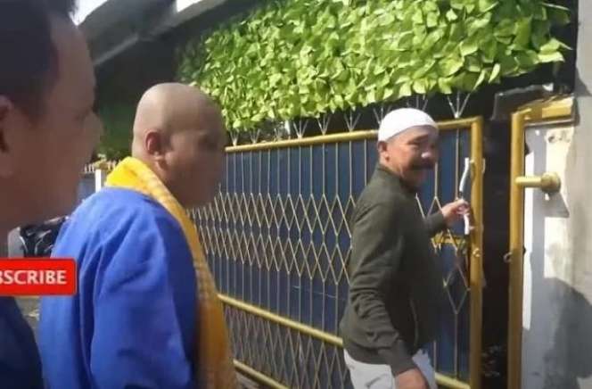 Adu Mewah Potret Rumah Opie Kumis VS Adul, Ternyata Sama-sama Gemar Pelihara Ini