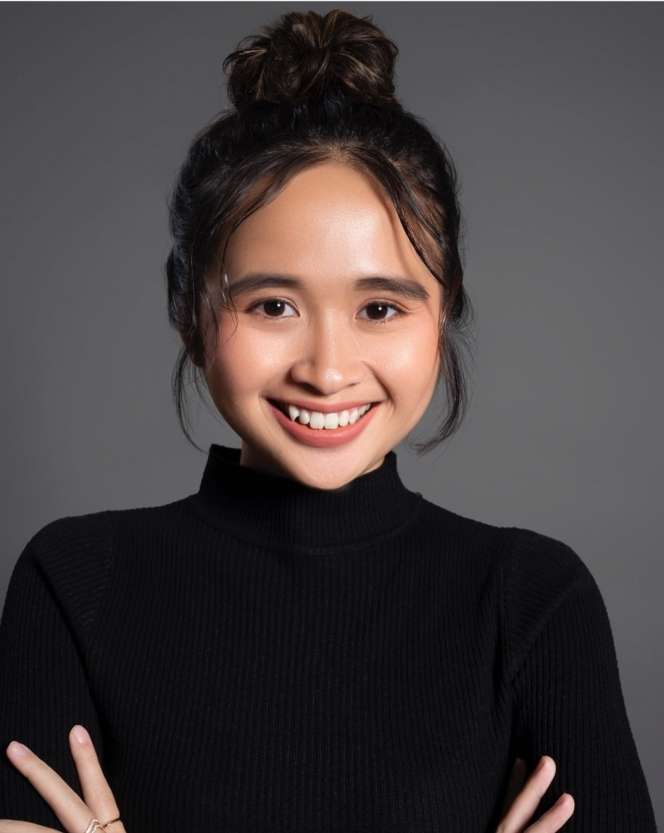 Potret Gritte Agatha yang Jadi Wartawan, Tepis Isu Berhenti dari Dunia Akting