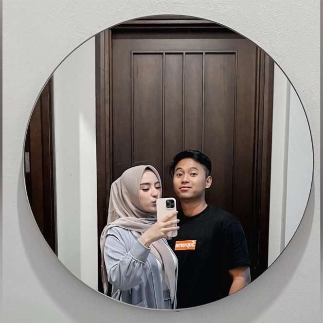 Ingat Dinan Fajrina Istri Doni Salmanan? Begini Kabar Terbarunya Usai Sang Suami Divonis Ringan!
