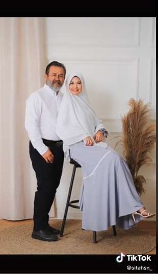 Viral Kakek Tajir Berjenggot Putih Nikahi Gadis Cantik, Wajahnya Jadi Omongan, Netizen: Sugar Daddy!