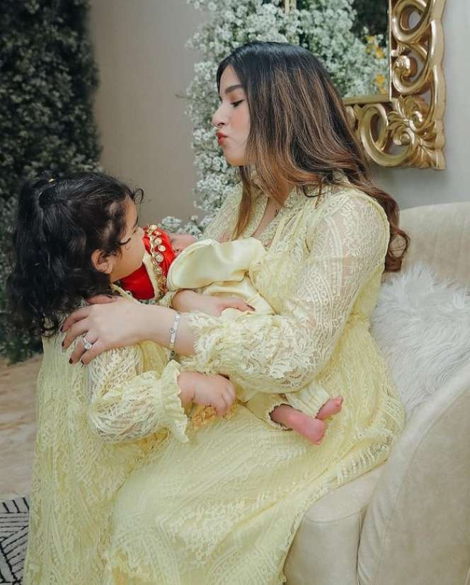 Potret Tasya Farasya Usai Melahirkan, Makin Langsing Meski Jadi Ibu Dua Anak!
