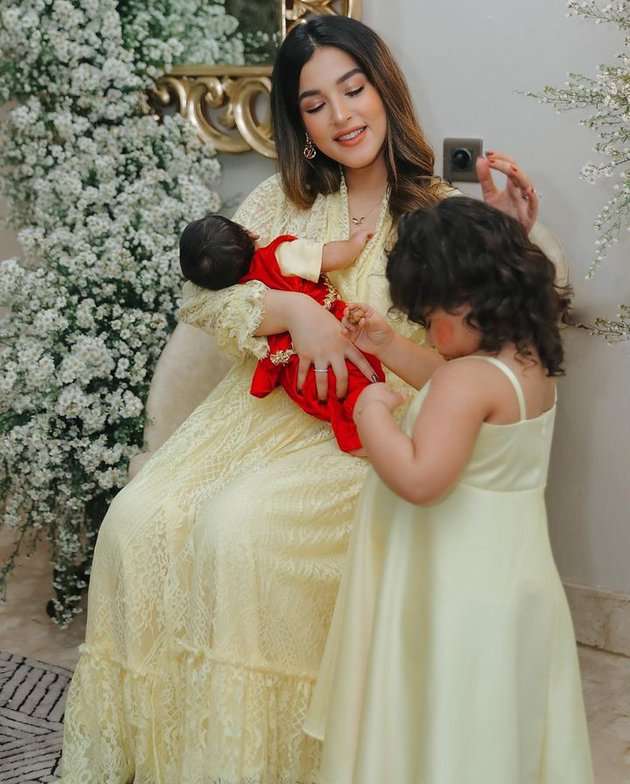 Potret Tasya Farasya Usai Melahirkan, Makin Langsing Meski Jadi Ibu Dua Anak!