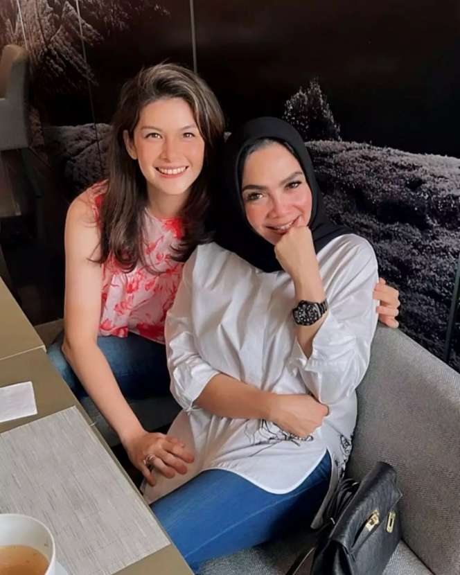 Ingat Artis Cantik di Iklan Obat Asma Tahun 80-an? Kini Jadi Crazy Rich, Punya Mantu Sultan Andara, Siapa Dia?