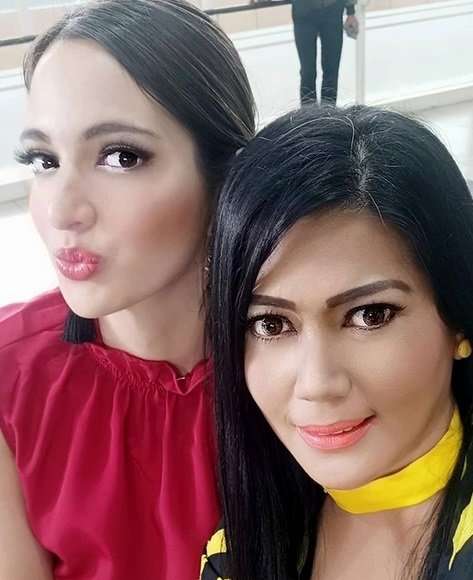 Ingat Helsi Herlinda, Ibu Nia Ramadhani yang Kejam di Sinetron `Bawang Merah Bawang Putih`? Nasibnya Bikin Syok, Jadi Penjual Makanan?