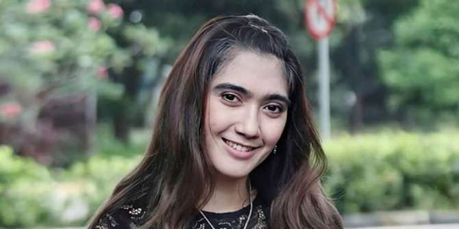 Ingat Revi Mariska `Ratu Drama Kolosal`? Depresi Ditinggal Pacar, Ngaku Diperkosa & Ngamen di Jalanan, Kini Kabarnya Bikin Syok