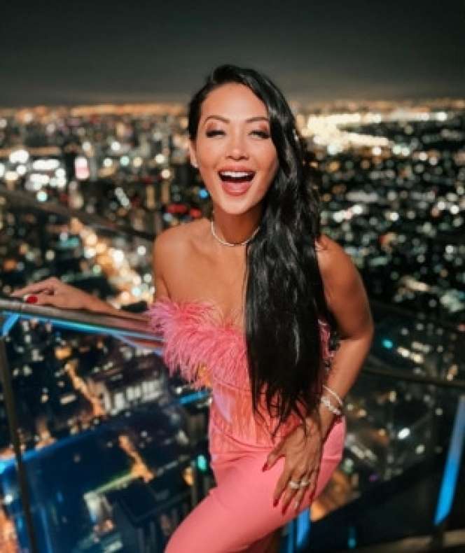 Ingat Artis Indah Kalalo? Lenyap dari TV, Penampilannya Berubah Drastis, Berani Tampil Hot & Seksi, Lihat 7 Potretnya