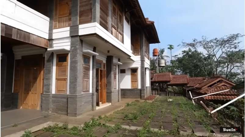 10 Potret Vila Mewah Milik Mantan Wali Kota Bandung yang Terbengkalai, Ngeri Bak Kota Mati!