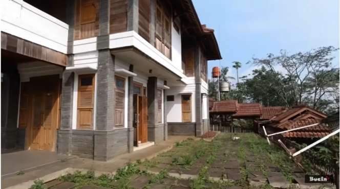10 Potret Vila Mewah Milik Mantan Wali Kota Bandung yang Terbengkalai, Ngeri Bak Kota Mati!