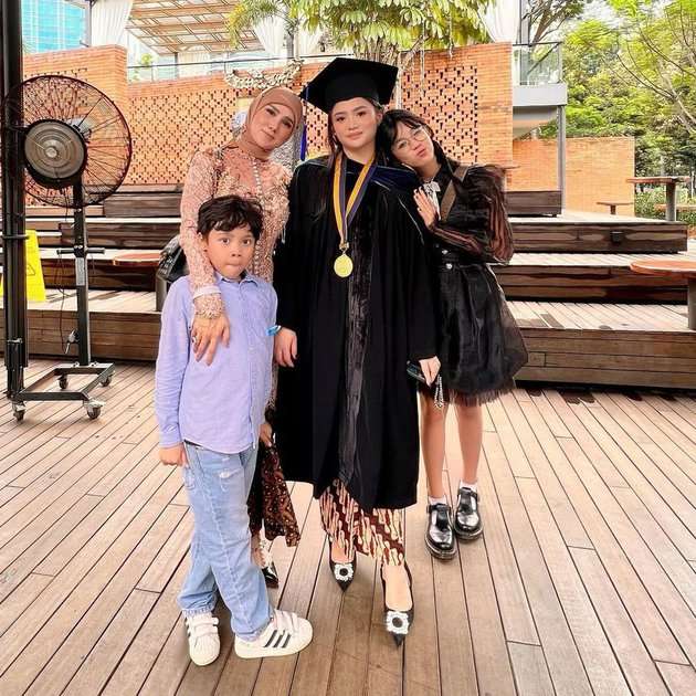 Potret Kedekatan Shafeea Ahmad dan Tiara Anak Mulan Jameela, Tetap Akur Meski Beda Ayah