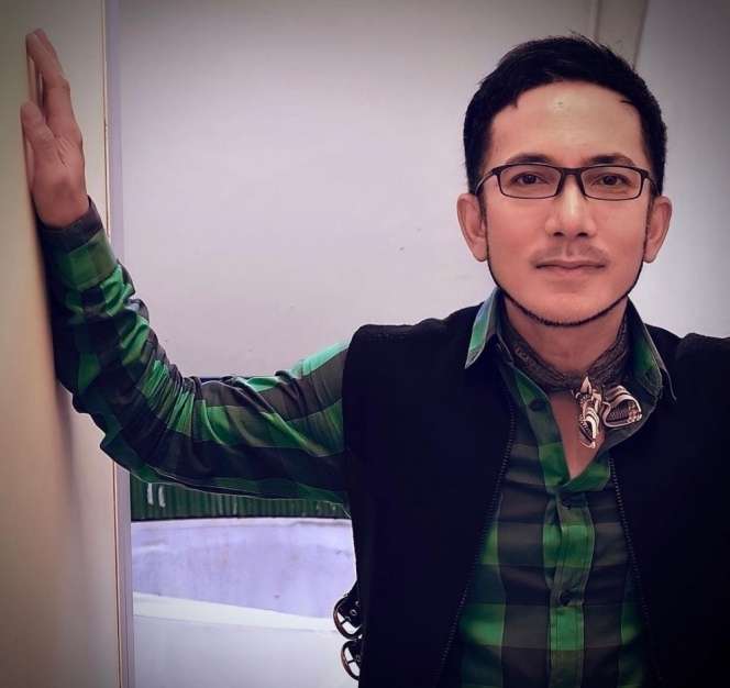Masih Ingat Yana Julio? Dulu Penyanyi Top Tanah Air Begini Potret Terbarunya, Bikin Pangling!