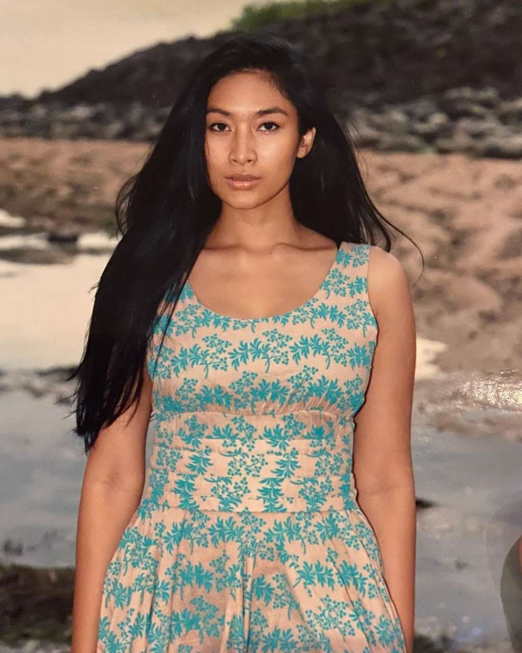 Artis Cantik yang Berani Perankan PSK
