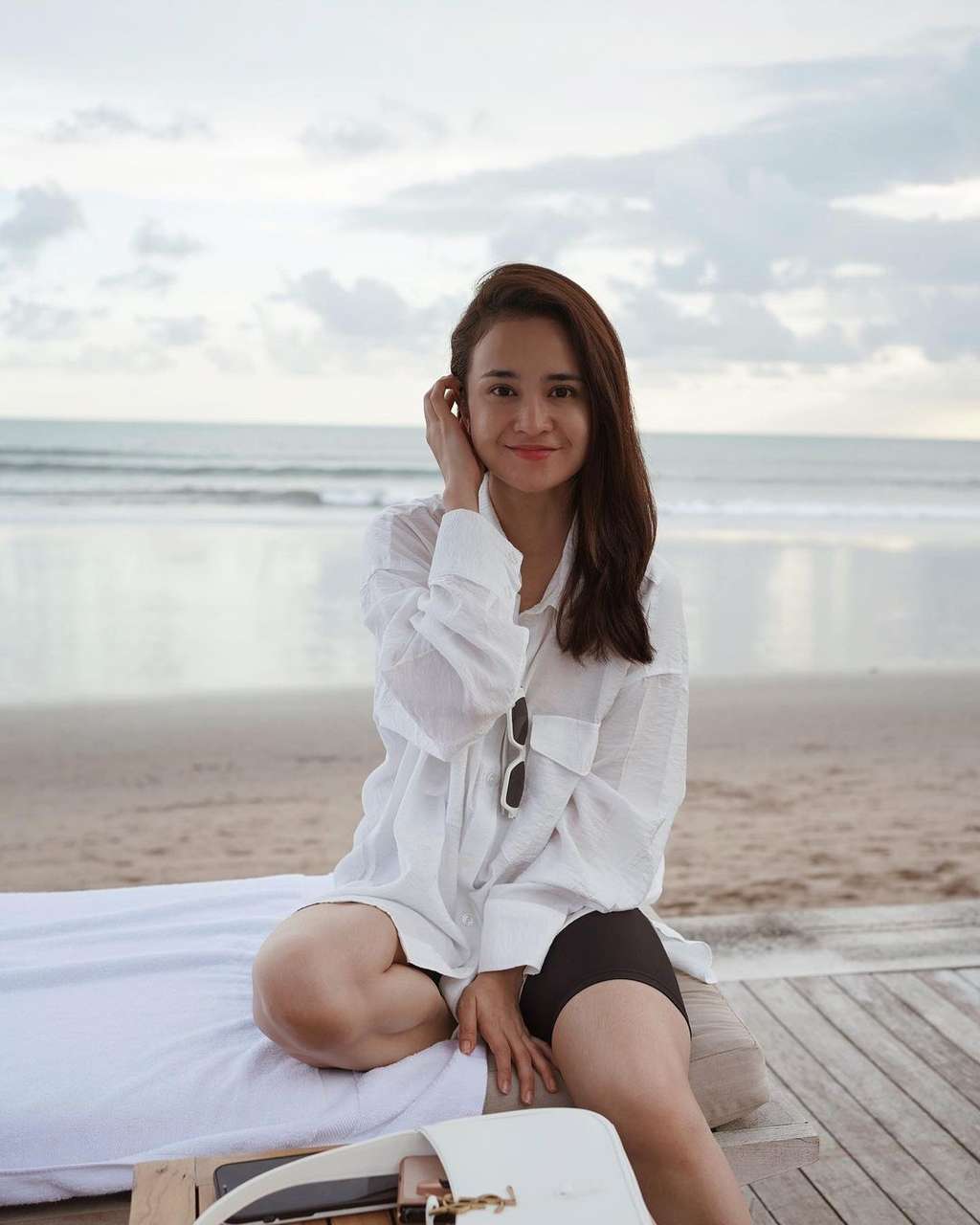 Artis Cantik yang Berani Perankan PSK