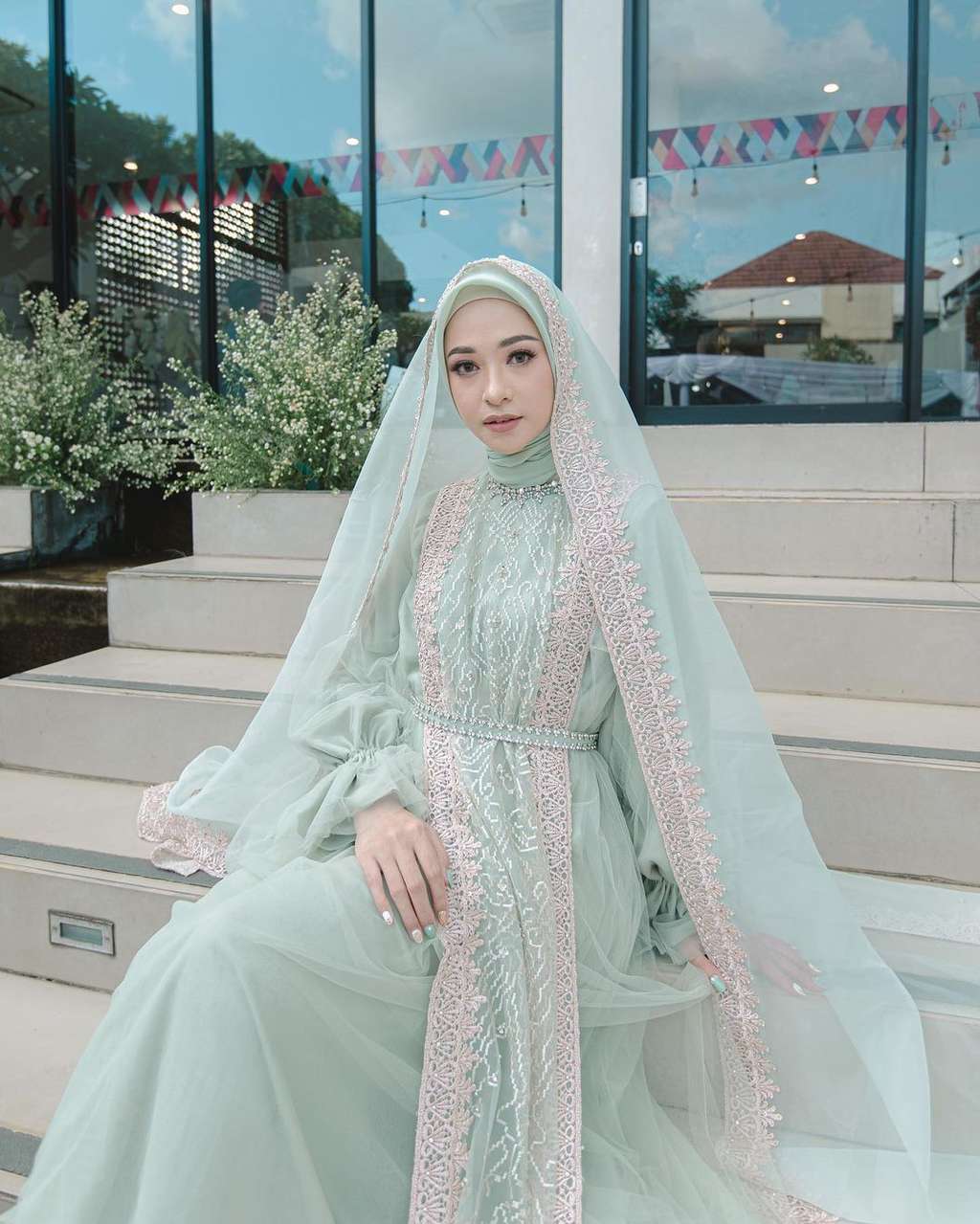 Artis Cantik yang Berani Perankan PSK