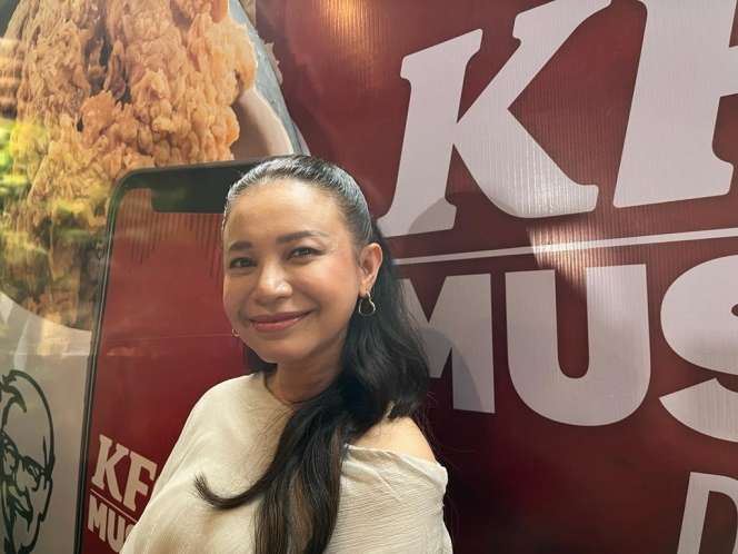 Potret Senyum Sumringah Rossa saat Lagunya Viral Sebelum Dirilis