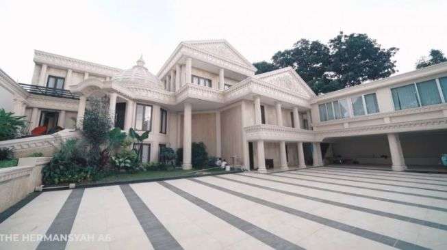 12 Harga Rumah Mewah Artis `Sultan` Indonesia, Ternyata Ada yang Lebih Mahal dari Raffi Ahmad