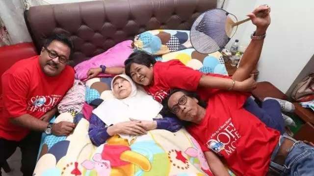 10 Potret Kenangan Mak Nyak `Si Doel Anak Sekolahan` Sebelum Meninggal, Derita Sakit ini Sejak Lama!
