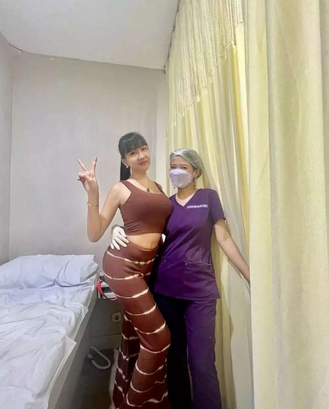9 Potret Terbaru Lucinta Luna Usai Turun Bobot 19 Kg & 18 Kali Oplas, Dipuji Mirip Artis Korea!