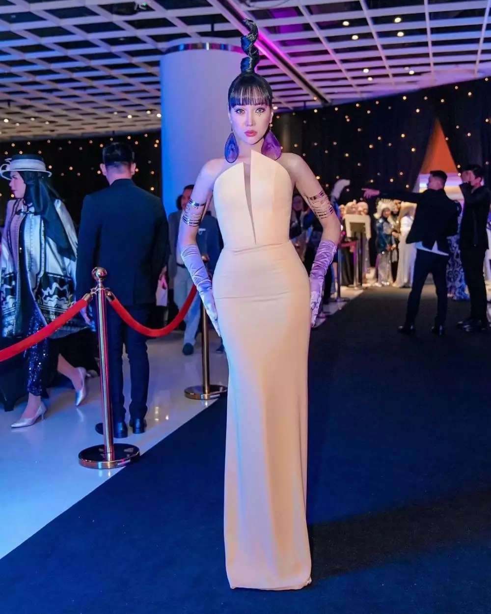 9 Potret Terbaru Lucinta Luna Usai Turun Bobot 19 Kg & 18 Kali Oplas, Dipuji Mirip Artis Korea!