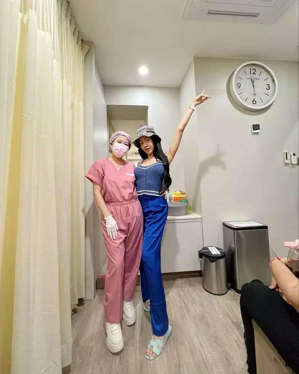 9 Potret Terbaru Lucinta Luna Usai Turun Bobot 19 Kg & 18 Kali Oplas, Dipuji Mirip Artis Korea!