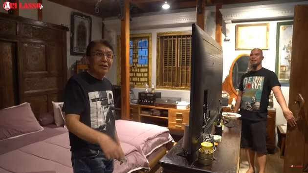 Potret Kamar Ahmad Dhani dan Mulan Jameela yang Jarang Tersorot, Banyak Barang Antik