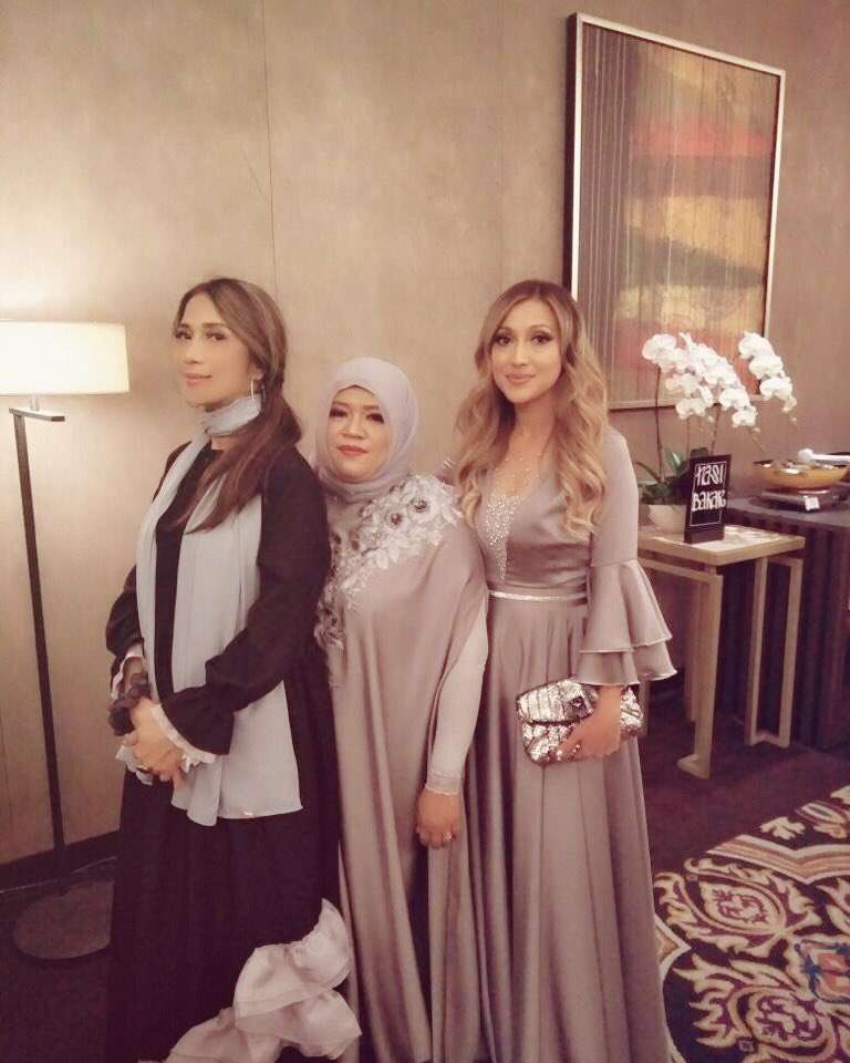 Jarang Dikenal! 10 Potret Rachel Azhari, Adik Ayu Azhari yang Tak Jadi Artis, Paling Beda!