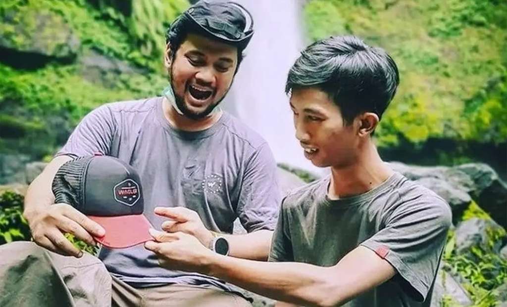 6 Potret Alprih Priyono, Eks Asisten Panji Petualang Meninggal Dipatuk King Kobra, Mengenaskan!