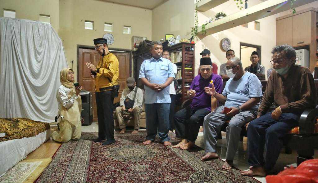 Potret Rumah Mendiang Aminah Cendrakasih ` Mak Nyak`, Ternyata Sederhana Banget!