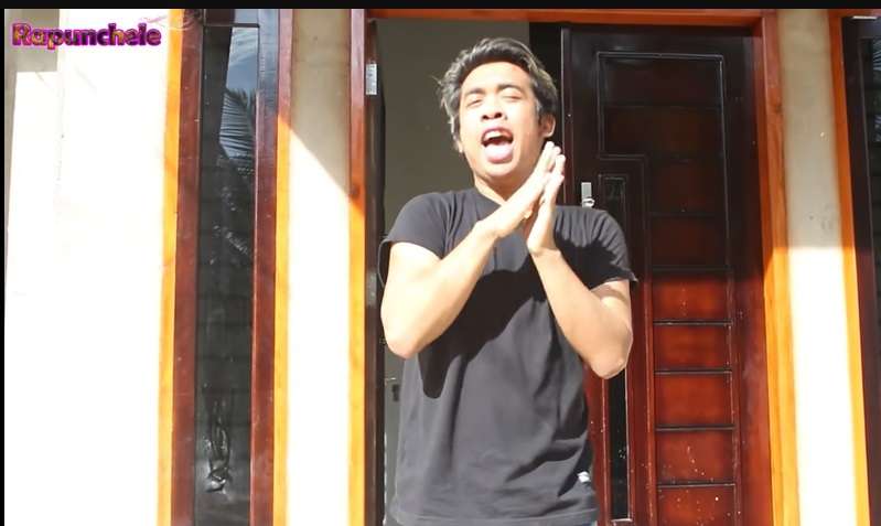 Masih Ingat Mimi Peri `Si Bidadari Kayangan`? Dulu Tinggal di Rumah Berdinding Kayu, Kini Nasibnya Berubah Drastis!
