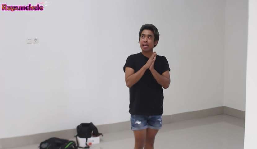 Masih Ingat Mimi Peri `Si Bidadari Kayangan`? Dulu Tinggal di Rumah Berdinding Kayu, Kini Nasibnya Berubah Drastis!