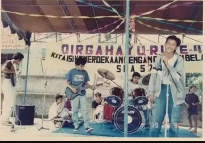 Potret Presenter Pria Semasa SMA, Deddy Corbuzier Bikin Pangling, Beda Banget!
