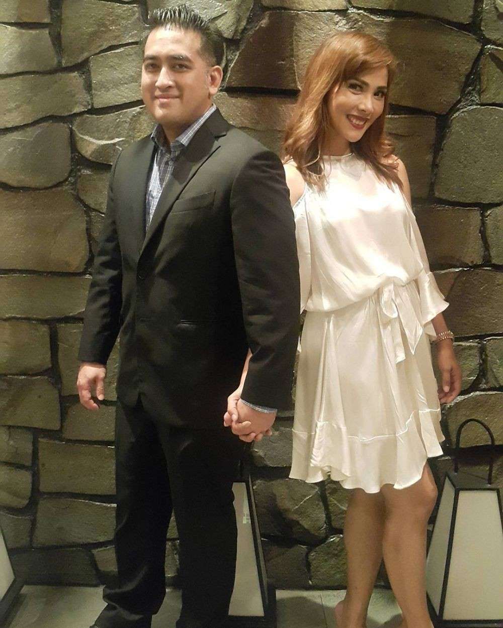 Momen Kemesraan Nadia Mulya Bareng Suami, Gugat Cerai Setelah 17 Tahun Menikah