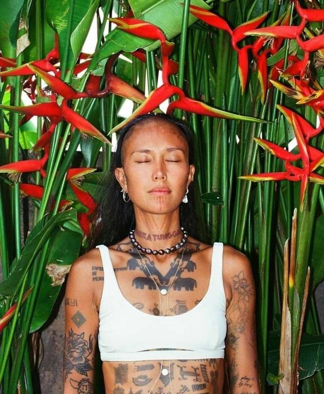 Masih Ingat Model Fahrani Pawaka? Dulu Cantik Bak Barbie, Penampilannya Kini Bikin Prihatin, Tubuh Penuh Tato & Tindikan