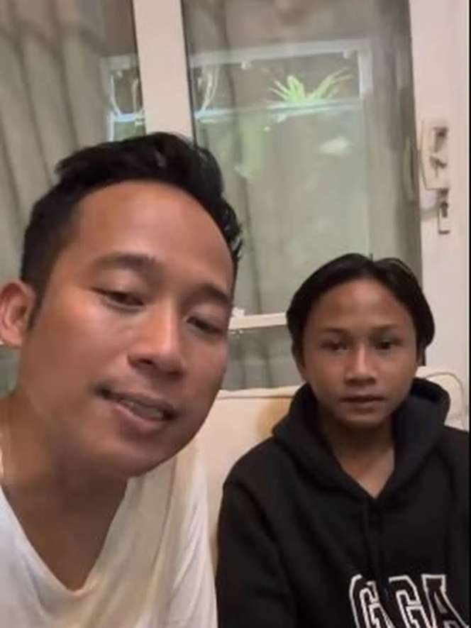 8 Potret & Fakta Fajar Sadboy yang Viral, Ternyata Bukan Orang Sembarangan, Mantan Auto Nyesel!